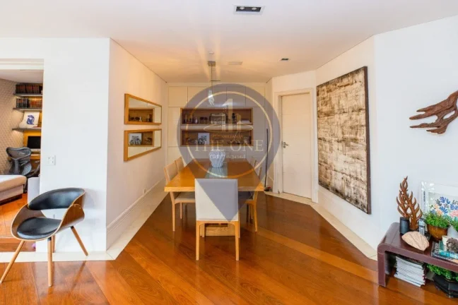 Imagem Luxuoso apartamento de 3 quartos e 3 suítes na Vila Mariana, SP - 205m², 2 salas, 4 banheiros, 3 vagas de garagem!