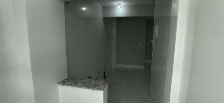 Imagem Apartamento à venda, 3 dormitórios (2 suítes), jacuzzi terraço com vista mar, 2 vagas, 170m2 privativos e 219m2 total. Agronômica, Florianópolis, SC