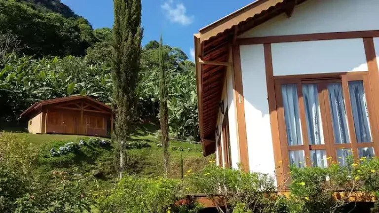Imagem Refúgio de Altitude em São Bento do Sapucaí: 175.000 m² de Privacidade e Vista Permanente para a Pedra do Baú