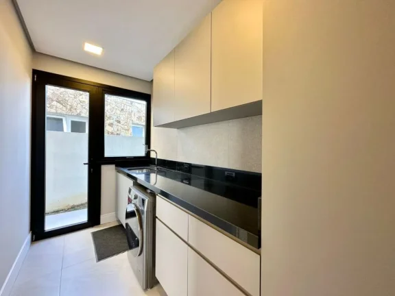 Imagem Sobrado 6 Dormitórios - Bairro xangri-la