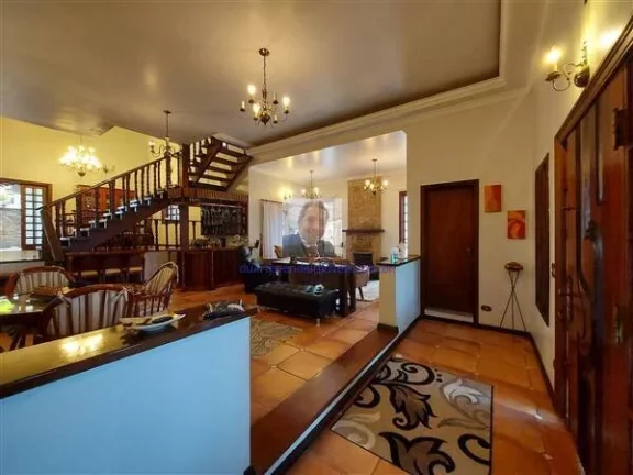 Imagem Vende-se Linda Casa 3 suítes, no condomínio Vila Verde.