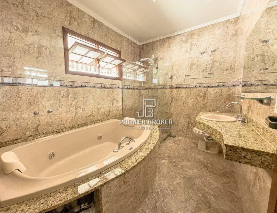 Imagem Oportunidade casa com 4 dormitórios à venda, 200 m² por R$ 940.000 - Panorama Teresópolis/RJ