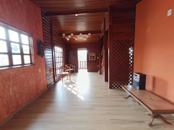 Imagem Casa de Alto Padrão com 2 Suítes, Closet e Cozinha Gourmet
