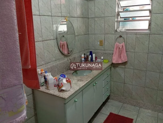 Imagem Sobrado com 3 dormitórios para alugar, 170 m² por R$ 5.102,00/mês - Vila Endres - Guarulhos/SP