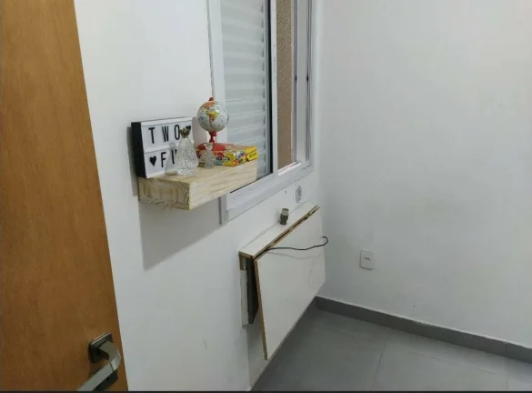 Imagem Sobrado espaçoso, recém-reformado, pronto para morar!
