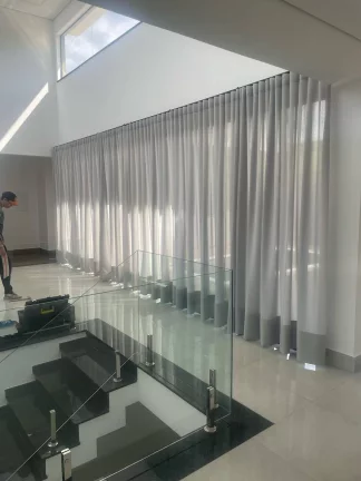 Imagem Casa Imponente Em condomínio Fechado