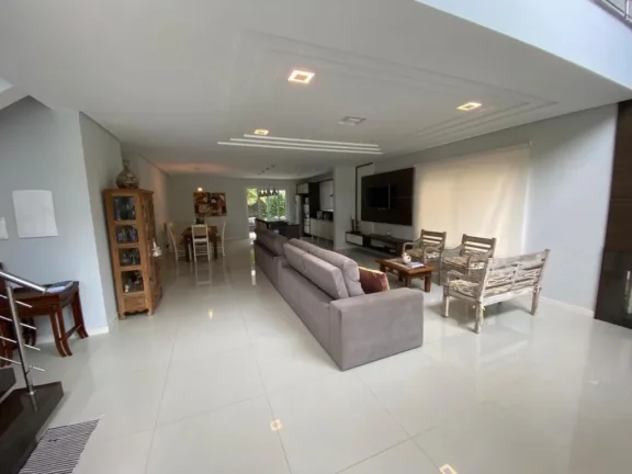 Imagem Casa em Condominio 5 Dormitórios - Bairro Atlantida