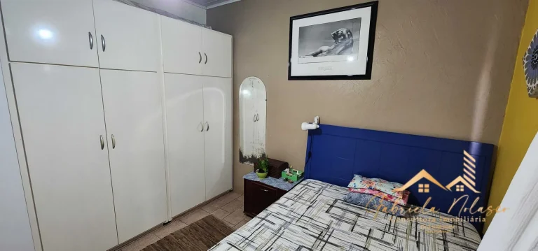 Imagem Casa com duas suítes com galpao e loja comercial