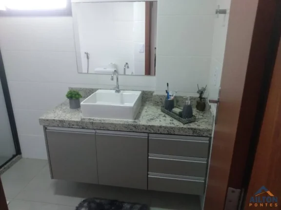 Imagem Apartamento com 1 Quarto e Sala à Venda em Ipiranga - Guarapari/ES