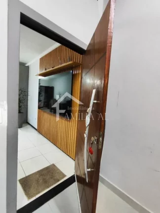 Imagem Geminado planta baixa no Espinheiros com abertura de 6 metros
