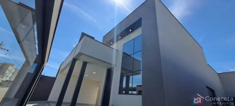 Imagem Casa à Venda no Bairro Campos Elíseos – 3 Quartos (1 Suíte), Área Gourmet, Alto Padrão – 301m²