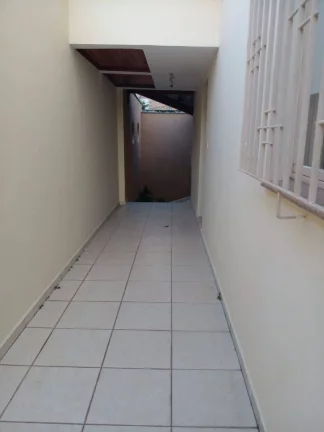 Imagem Sobrado com 3 dormitórios para alugar, 157 m² por R$ 3.500/mês - Jardim - Santo André/SP