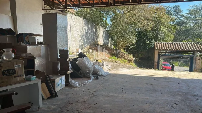 Imagem Fantástico Terreno de Esquina 287m², Murado, 80m² de Garagem, Escritura no Pastoril, Ribeirão Pires-SP