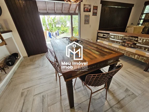 Imagem Rua Ovídio Florianópolis Casa 4 Quartos 4 Vagas 190m² Mobiliado Hidromassagem
