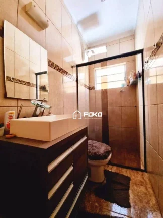 Imagem Venda de Casa Térrea com 2 dormitórios, 1 suite, 2 vagas à venda, 125 m² por R$ 550.000 - Parque Continental I - Guarulhos/SP