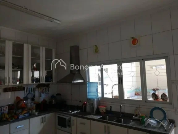 Imagem Casa com 3 Quartos e 4 banheiros à Venda, 180 m² por R$ 1.110.000