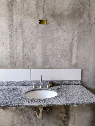 Imagem Sobrado de Luxo à Venda em Santo André-SP no Bairro Jardim Las Vegas: 3 Quartos, 1 Suíte, 3 Banheiros, 2 Vagas, 185 m².