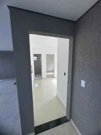 Imagem CASA COM 34.27 m² - BOQUEIRAO - PRAIA GRANDE SP