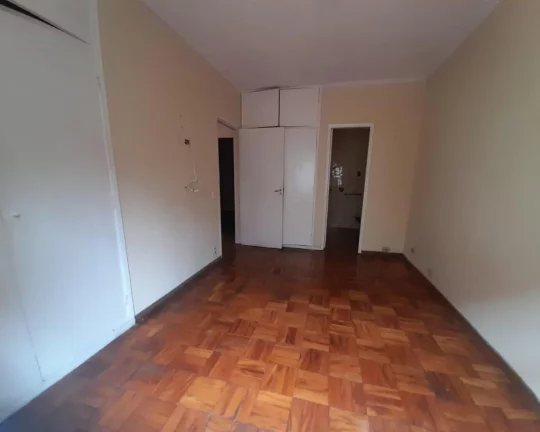 Imagem Casa Térrea 3 dormitórios - 3 Vagas - Parque Continental