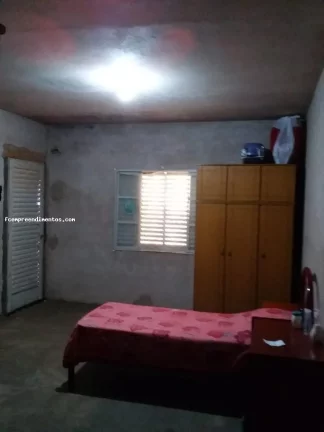 Imagem Sobrado para Venda em Limeira, Parque Novo Mundo, 3 dormitórios, 2 banheiros, 2 vagas