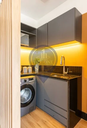 Imagem Studio de Luxo à Venda em São Paulo-SP, Bairro Cerqueira César! 1 quarto, 1 suíte, 2 salas, 1 banheiro, 1 vaga, 32m². Aproveite!