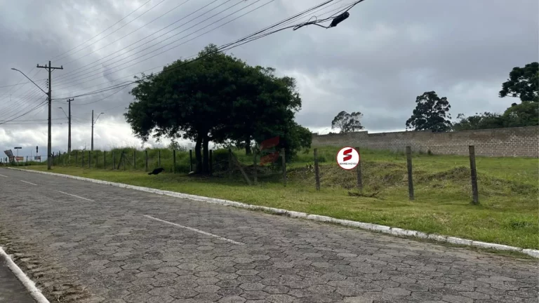 Imagem TERRENO à venda com 1341.74m² por R$ 2.012.000,00 no bairro Centro - PINHAIS / PR