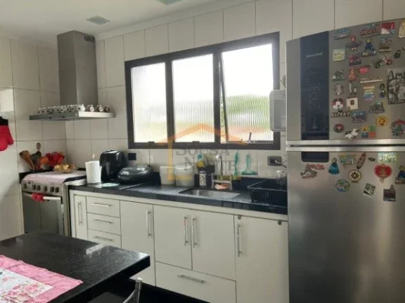 Imagem Amplo apartamento com 3 suítes, sala com 2 ambientes, varanda, sala de jantar, lavabo, cozinha espa...