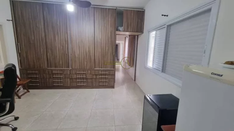 Imagem Sobrado à venda mobiliado 400 metros da praia Condomínio Bougainville II