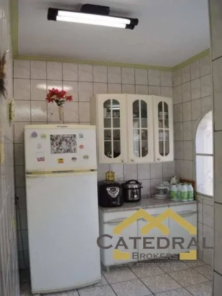 Imagem Sobrado com 4 dormitórios e 4 suítes no centro de Jundiaí - SP