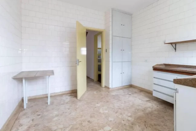 Imagem Casa Vila Anglo Brasileira - 170M², 3 Dorms, 3 Vagas, Próximo ao Metrô.