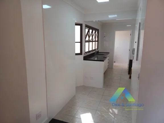 Imagem Apartamento reformado para locação com 4 dormitórios e 4 banheiros na Saúde/SP!