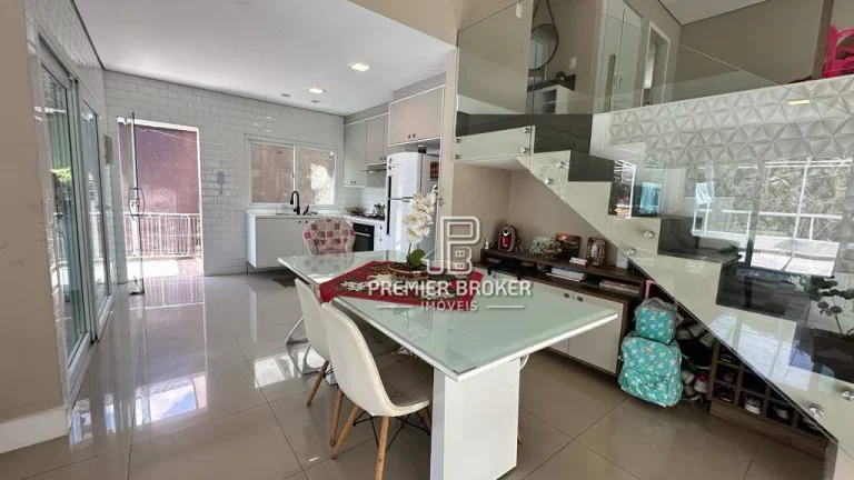 Imagem Casa à venda, 170 m² por R$ 550.000,00 - Pimenteiras - Teresópolis/RJ