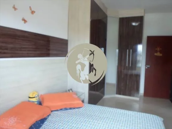 Imagem OPORTUNIDADE!!!! SOBRADO BEM LOCALIZADO, A 400 METROS DA PRAIA EXCELENTE INVESTIMENTO, ACEITA APARTA...