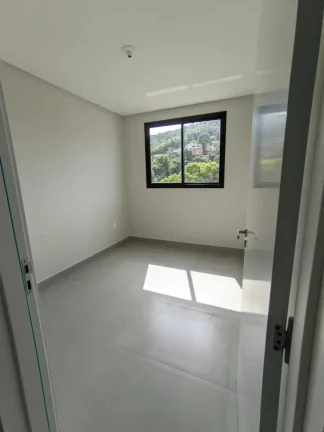 Imagem Apartamento novo com 3 dormitórios sendo 2 suítes e 1 vaga de garagem em Camboriú/SC