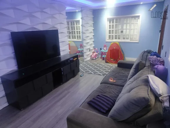 Imagem Venda Imperdível: Casa no Jardim das Indústrias com 3 Quartos e Suíte!"