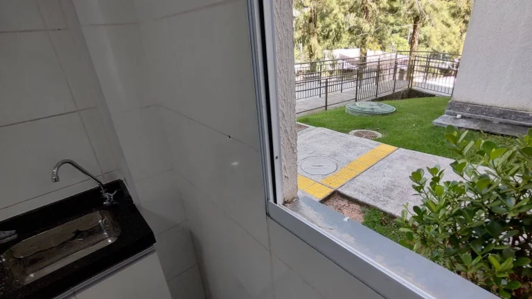 Imagem Apartamento com 2 dormitórios à venda, 39 m² por R$ 212.000,00 - Centro (Cotia) - Cotia/SP