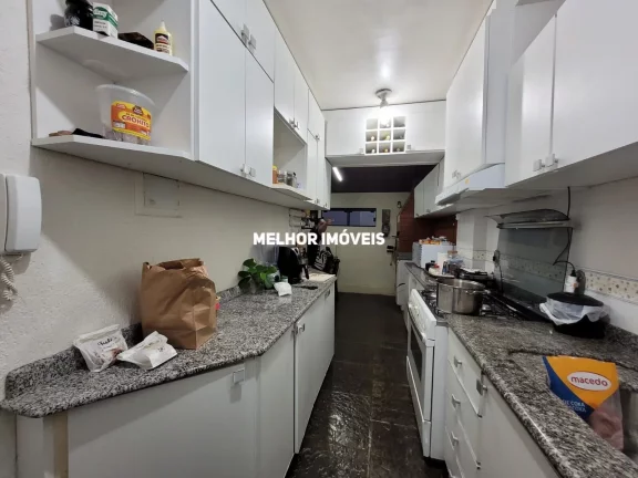 Imagem Apartamento Garden Mobiliado à Venda com 02 Dormitórios Localizado no Centro de Balneário Camboriú - SC