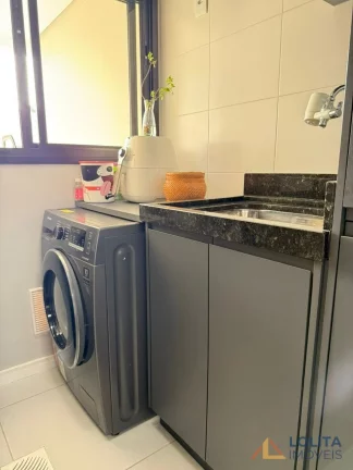 Imagem Apartamento à Venda no Itacorubi, 2 quartos e 1 vaga de garagem, Florianópolis/SC