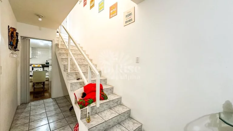 Imagem Casa à Venda - 180 m² AC - 125 m² Terreno - 3 quartos R$650.000 - R. Jacaratinga Campo Limpo