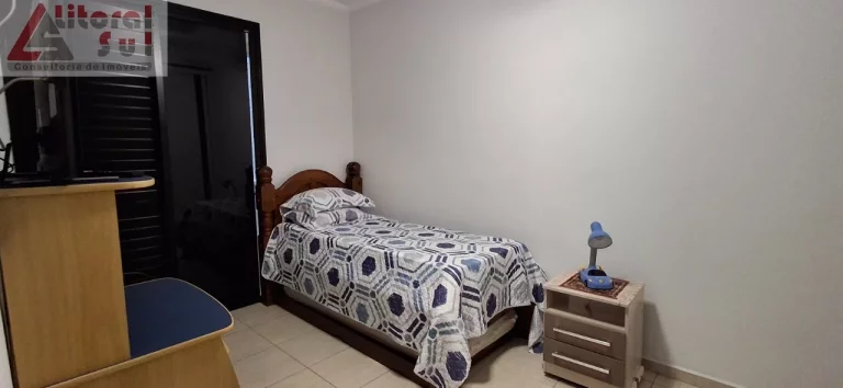 Imagem Apartamento à venda em Praia Grande-SP, Tupi: 3 quartos, 1 suíte, 1 sala, 3 banheiros, 2 vagas, 130m². Confira já!