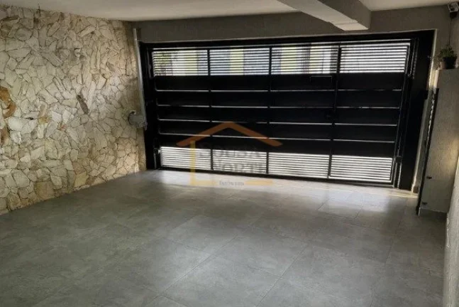 Imagem Sobrado de alto padrão com 2 dormitórios, sendo 1 suíte, 3 banheiros, área útil de 157 m² e 2 ...