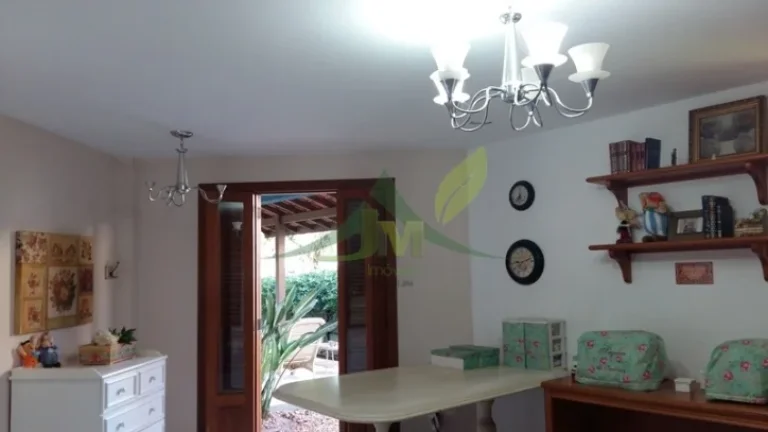 Imagem Linda Casa à Venda em Atibaia condomínio fechado de alto padrão