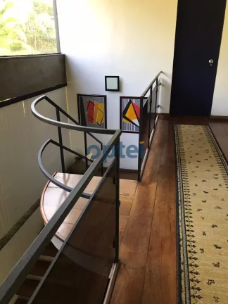 Imagem Casa residencial para Venda Chácara da Lagoa, Itapecerica da Serra 4 dormitórios sendo 4 suítes, 3 salas, 1 vaga, quarto de empregada,.