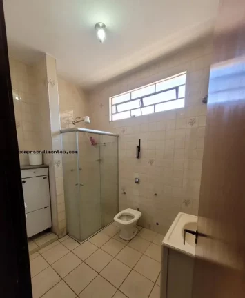 Imagem Casa para Venda em Limeira, Boa Vista, 3 dormitórios, 1 suíte, 2 banheiros, 3 vagas