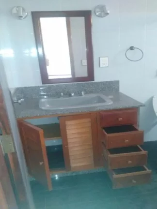 Imagem CASA À VENDA NO CENTRO DA CIDADE, MACAÉ/RJ.