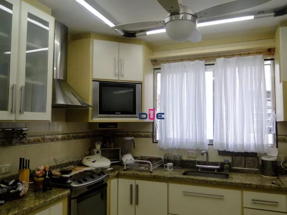 Imagem Apartamento com 2 dormitórios à venda, 97 m² por R$ 465.000,00 - Encruzilhada - Santos/SP
