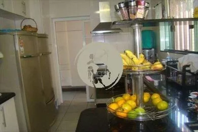 Imagem UNICA! MARAVILHOSA, QUINTAL COM PISCINA ENORME C/ CASCATA E LAMPADAS XENON, CHURRASQUEIRA, FORNO A L...