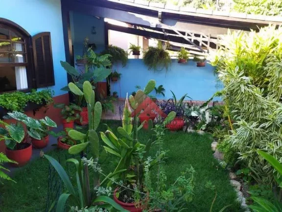 Imagem Casa com 2 dormitórios à venda, 90 m² por R$ 350.000,00 - Várzea das Moças - São Gonçalo/RJ