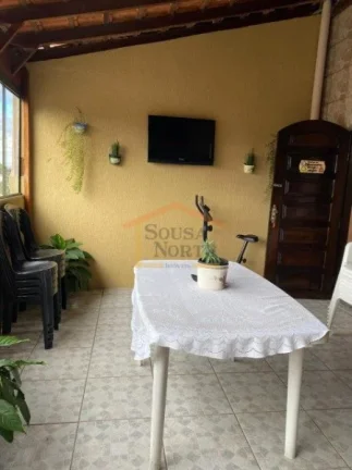 Imagem Casa térrea com 230m² de aréa util, dispõe de 3 dormitórios, sendo 1 suite com hidro, todos com...