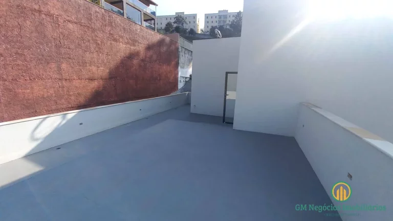 Imagem Linda casa moderna, nova, 5 suítes(2 no térreo), piscina com hidro